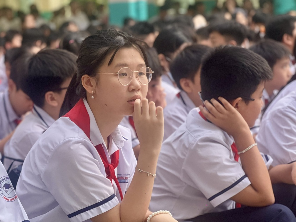 Tất cả các môn từ điểm 9 trở lên, học sinh THCS, THPT đã đạt xuất sắc? - 2