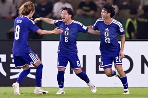 Trung Quốc chờ khoảnh khắc lịch sử, Nhật viết luôn cái kết