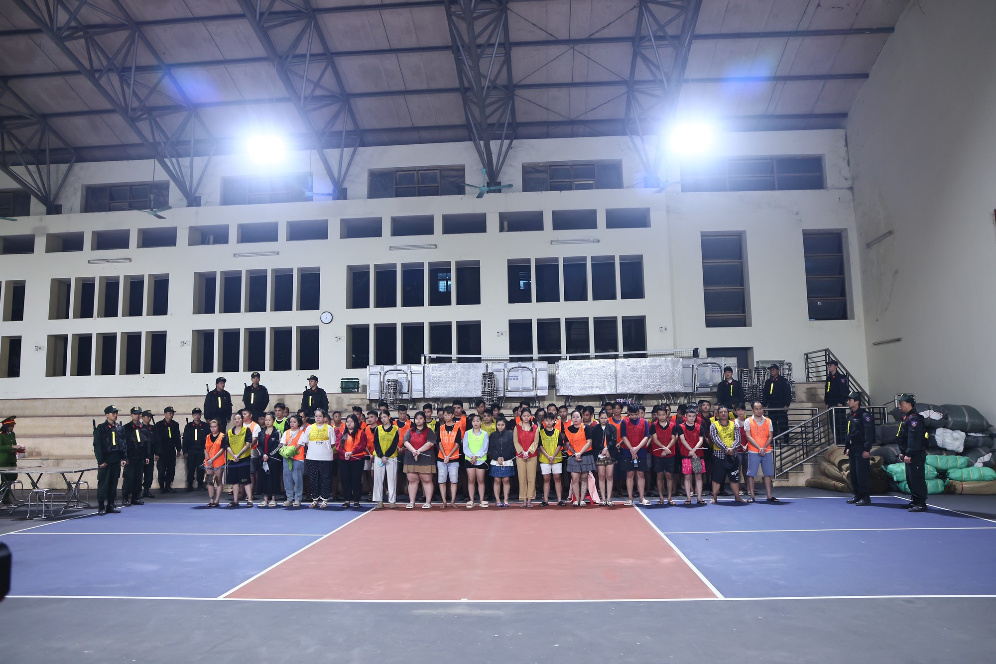 Đồng loạt khám xét, bắt 205 đối tượng trong chuyên án đặc biệt lớn, lừa hàng trăm tỷ đồng của người Việt- Ảnh 3.