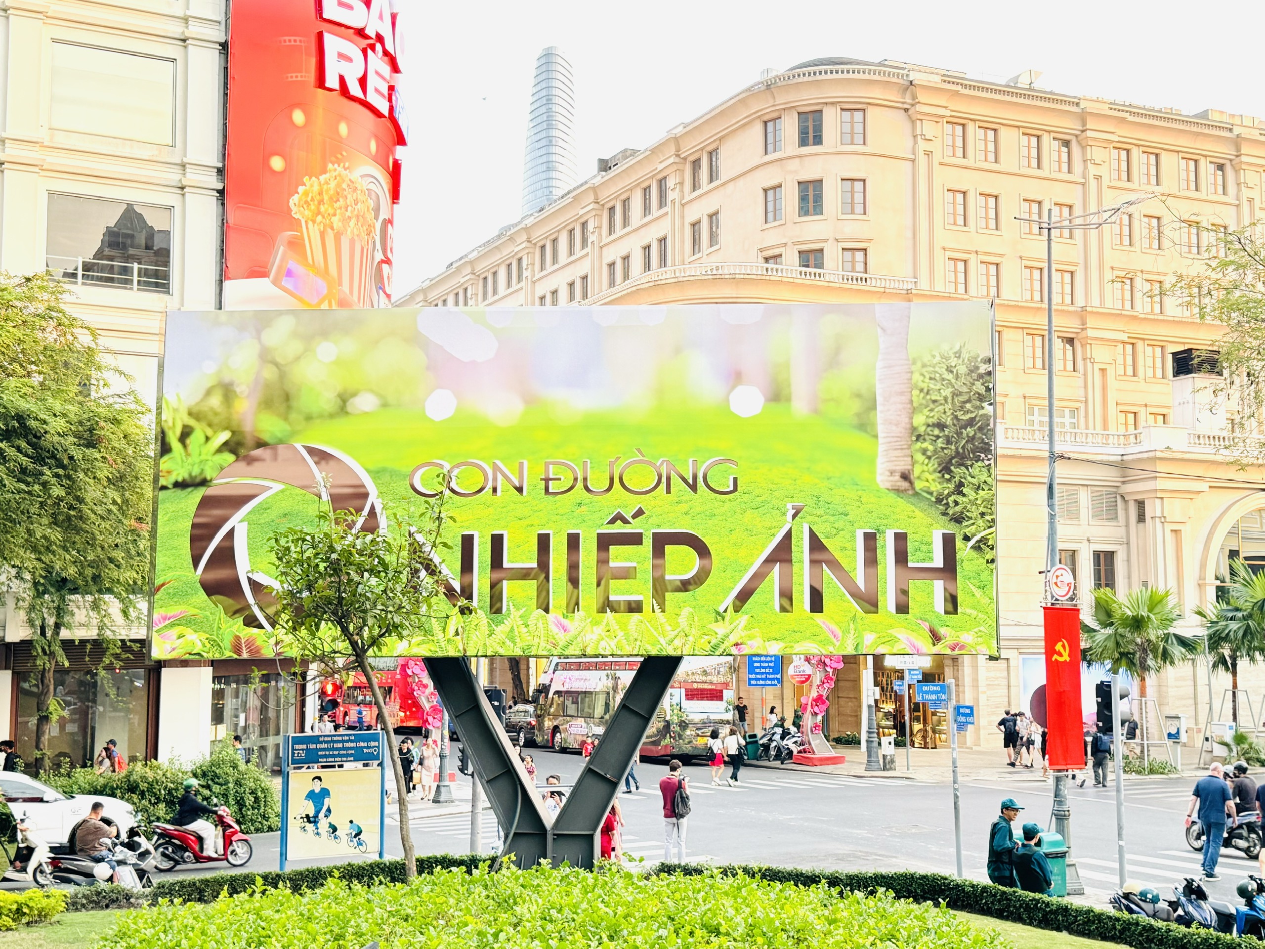 Ra mắt Con đường Nhiếp ảnh 'độc nhất vô nhị' tại Việt Nam- Ảnh 4.