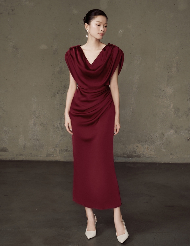 Đẹp cả tuần cùng bản phối chân váy dài, quần ống rộng và giày cao gót- Ảnh 4.