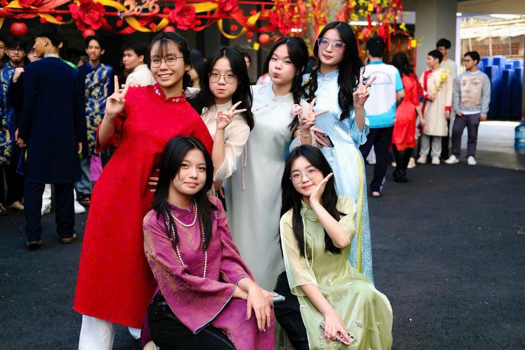 Học sinh nhiều trường ở TPHCM nghỉ Tết Nguyên đán 16 ngày - 2