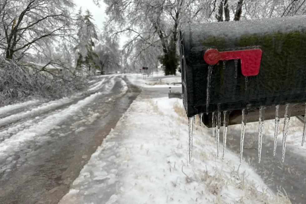 Bão mùa đông hiếm gặp tàn phá nước Mỹ - Ảnh 6.