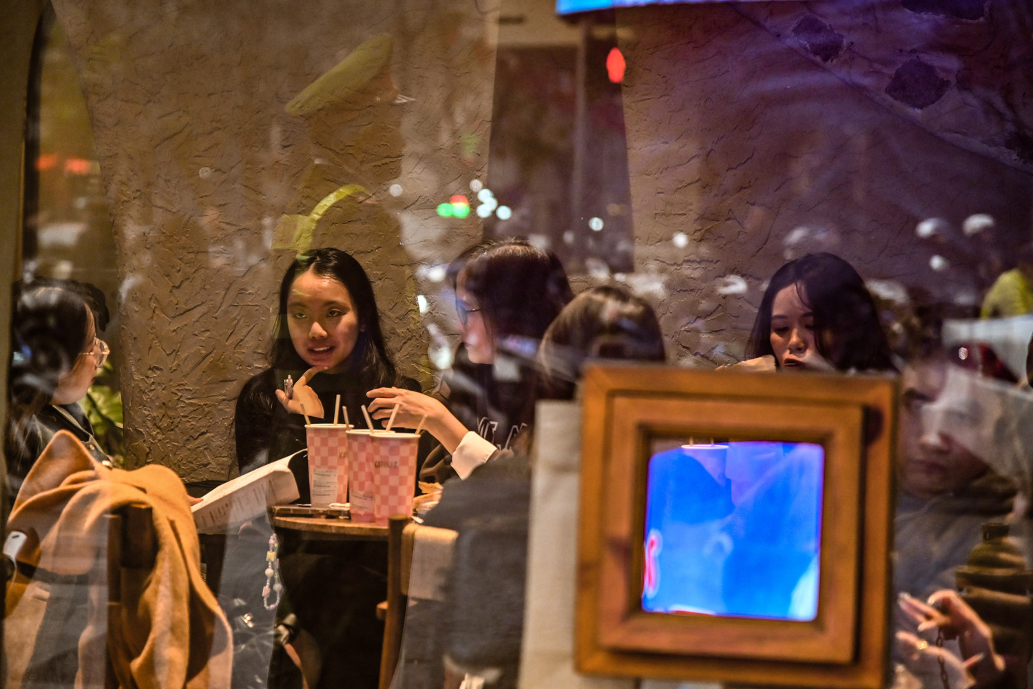 CẬN CẢNH quy trình phạt nguội vi phạm trật tự đô thị của Công an Hà Nội, 