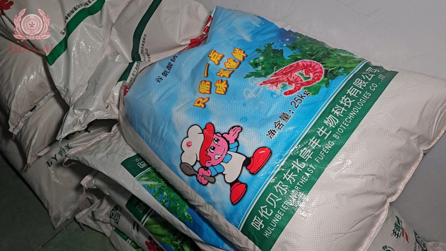 Đột xuất kiểm tra phòng trọ, các địa điểm kinh doanh: Hàng loạt vi phạm nghiêm trọng bị phanh phui- Ảnh 2. Đột xuất kiểm tra phòng trọ, các địa điểm kinh doanh: Hàng loạt vi phạm nghiêm trọng bị phanh phui- Ảnh 2.