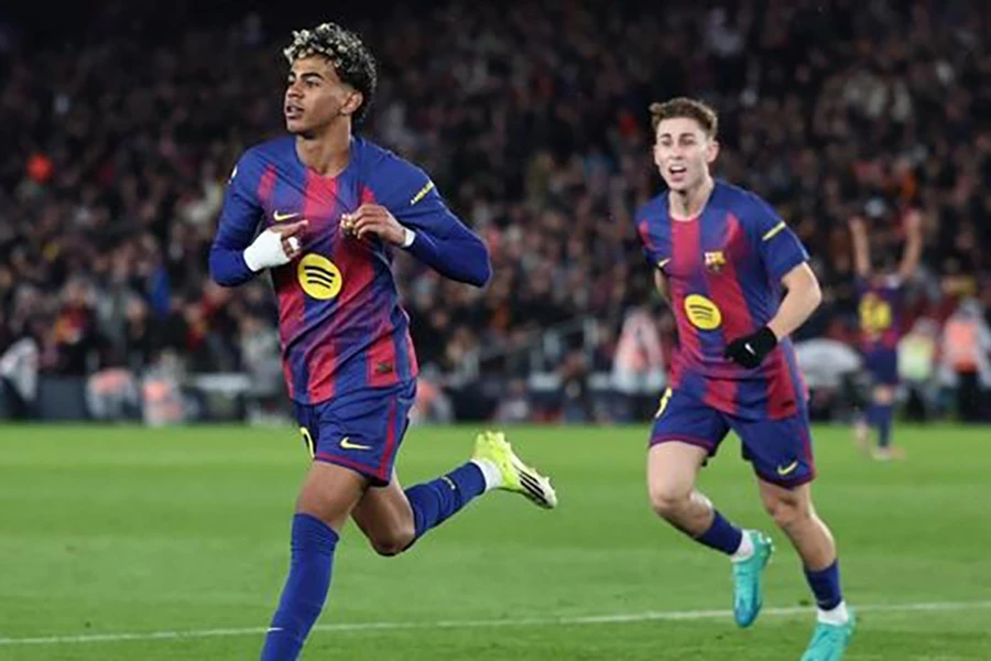 Yamal được gọi là cầu thủ đến từ thiên hà khác. ẢNH: AFP yamal-cau-thu-den-tu-thien-ha-khac.jpg