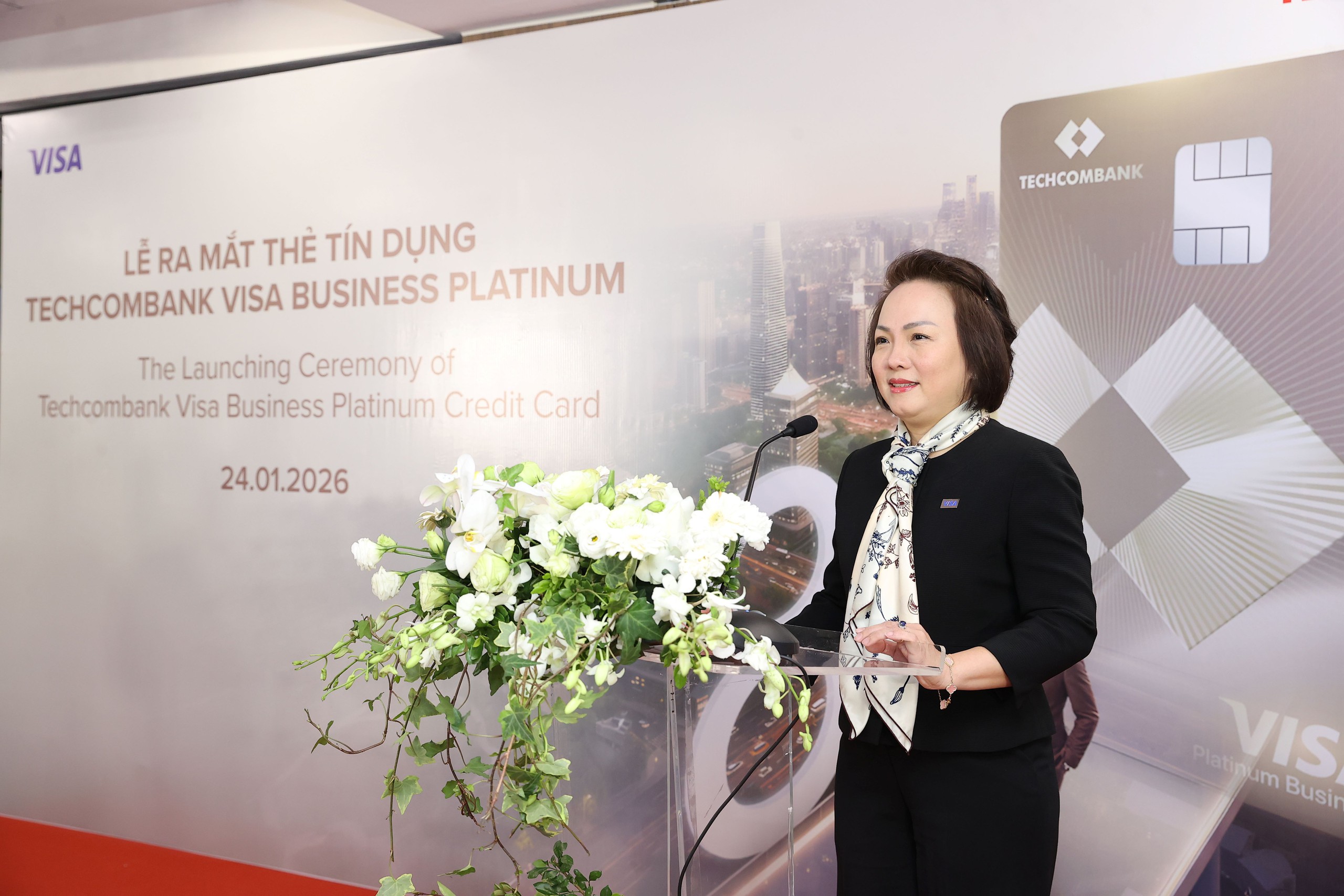 Techcombank Visa Business Platinum: miễn lãi tới 86 lãi ngày, hạn mức đến 10 tỉ đồng- Ảnh 4. Techcombank Visa Business Platinum: miễn lãi tới 86 lãi ngày, hạn mức đến 10 tỉ đồng- Ảnh 4.