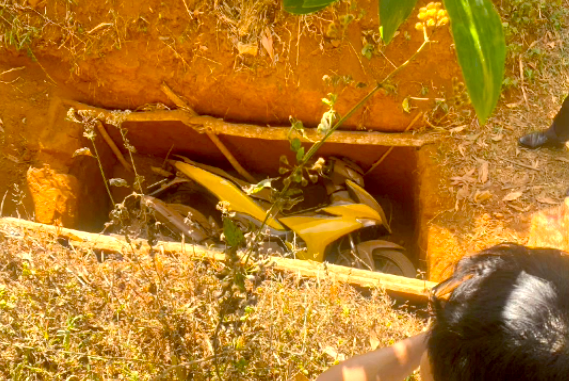 Vụ cướp ngân hàng ở Gia Lai: Phát hiện thêm dấu vết đốt quần áo, trang bị để phi tang- Ảnh 5.