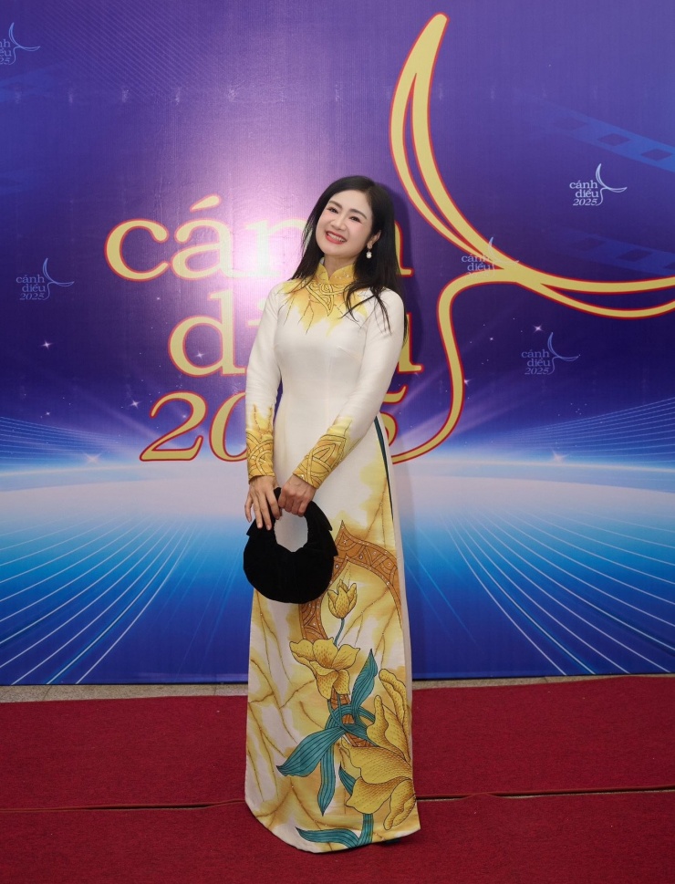 NSND Thu Hà tại lễ trao giải Cánh diều vàng giữa tháng 1/2026.