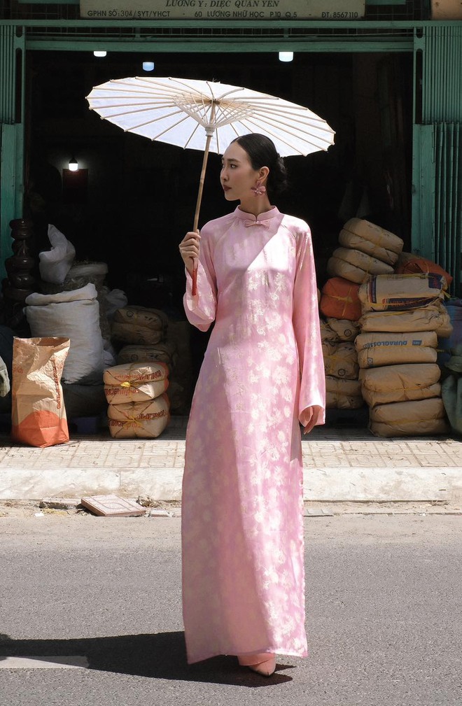 Bí quyết chọn phụ kiện cho áo dài thêm sang trọng, quý phái - Ảnh 9.