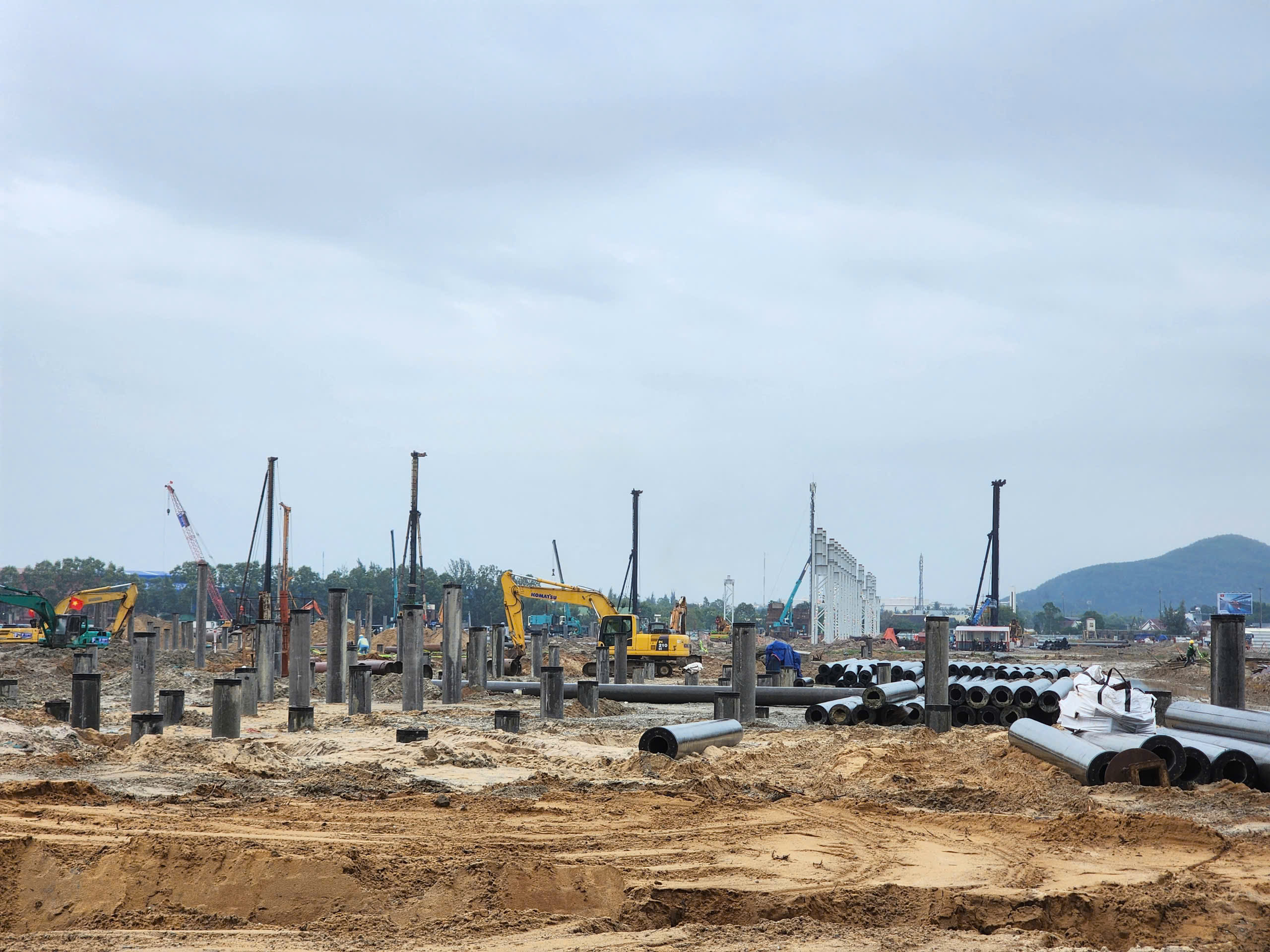 Dung Quất - Ảnh 3.