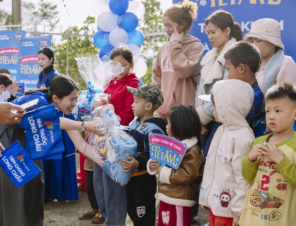 Thưởng Tết trung bình của nhân viên Long Châu tăng 47%, cao nhất nhận 127 triệu đồng - 2