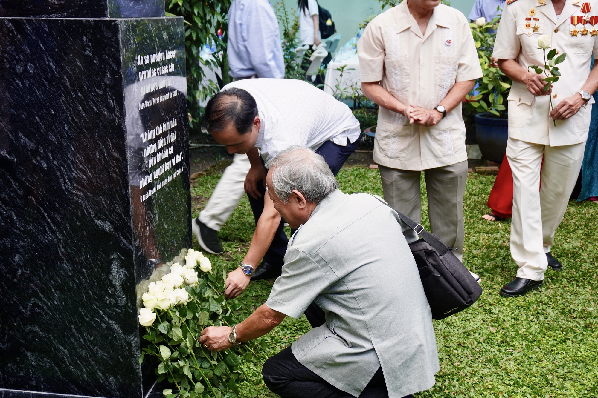 Khánh thành tượng José Martí, khắc sâu tình bạn Việt Nam - Cuba- Ảnh 9.
