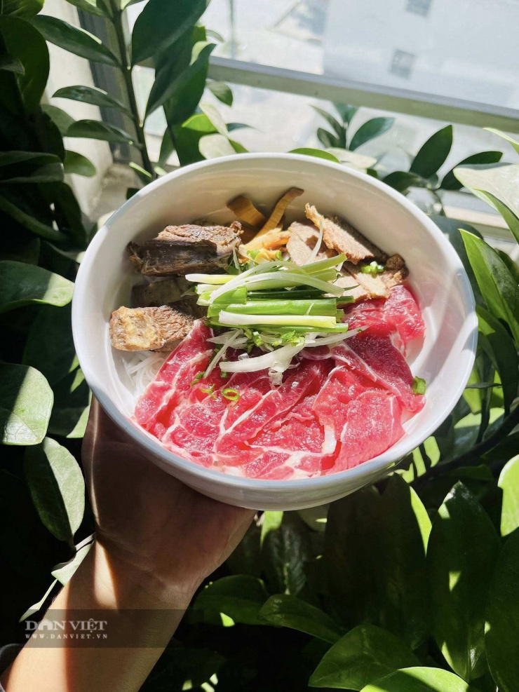 Từ loại thịt này có thể chế biến nhiều món ăn thơm ngon khác nhau, trong đó có món phở bò.