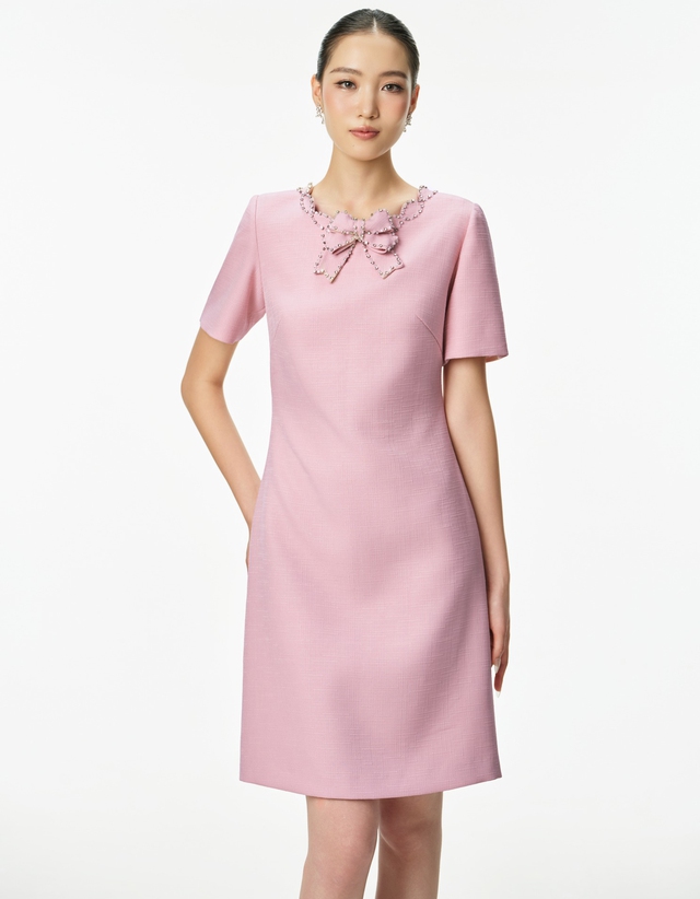 5 gợi ý trang phục công sở hiện đại cho những ngày cuối năm  - Ảnh 6.