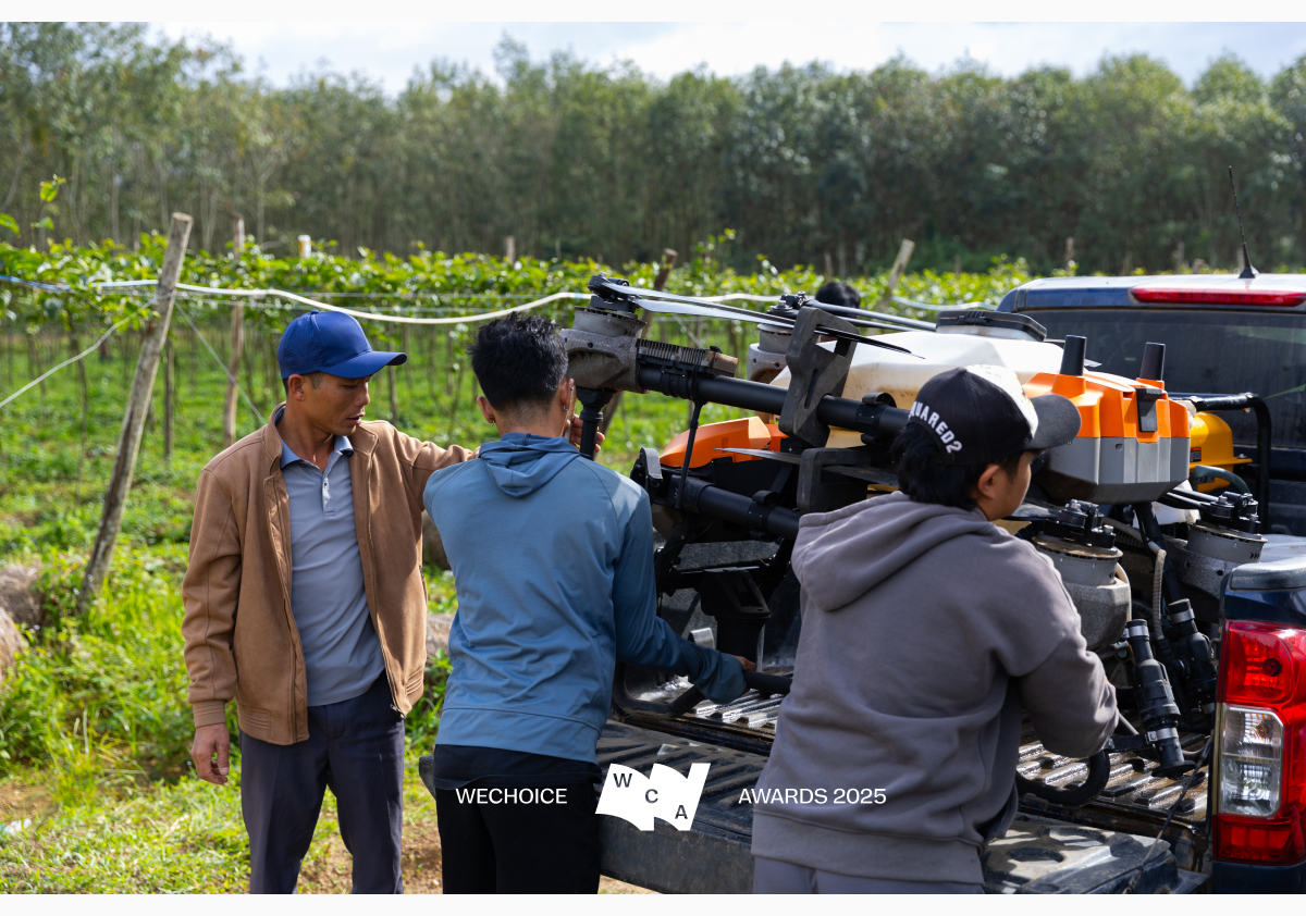 Không có phương án B: Cuộc cứu người phi thường giữa dòng lũ bằng chiếc drone phun thuốc- Ảnh 17.