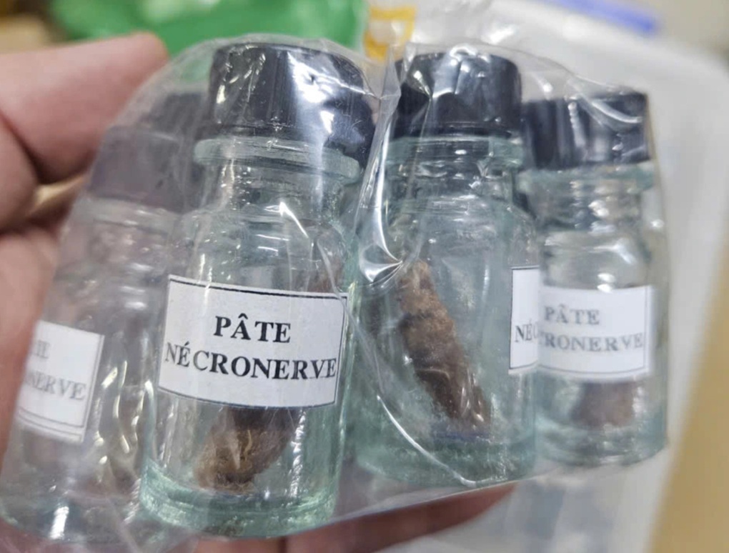 Người phụ nữ ở TPHCM pha chế chất độc, bán cho các cơ sở nha khoa - 3