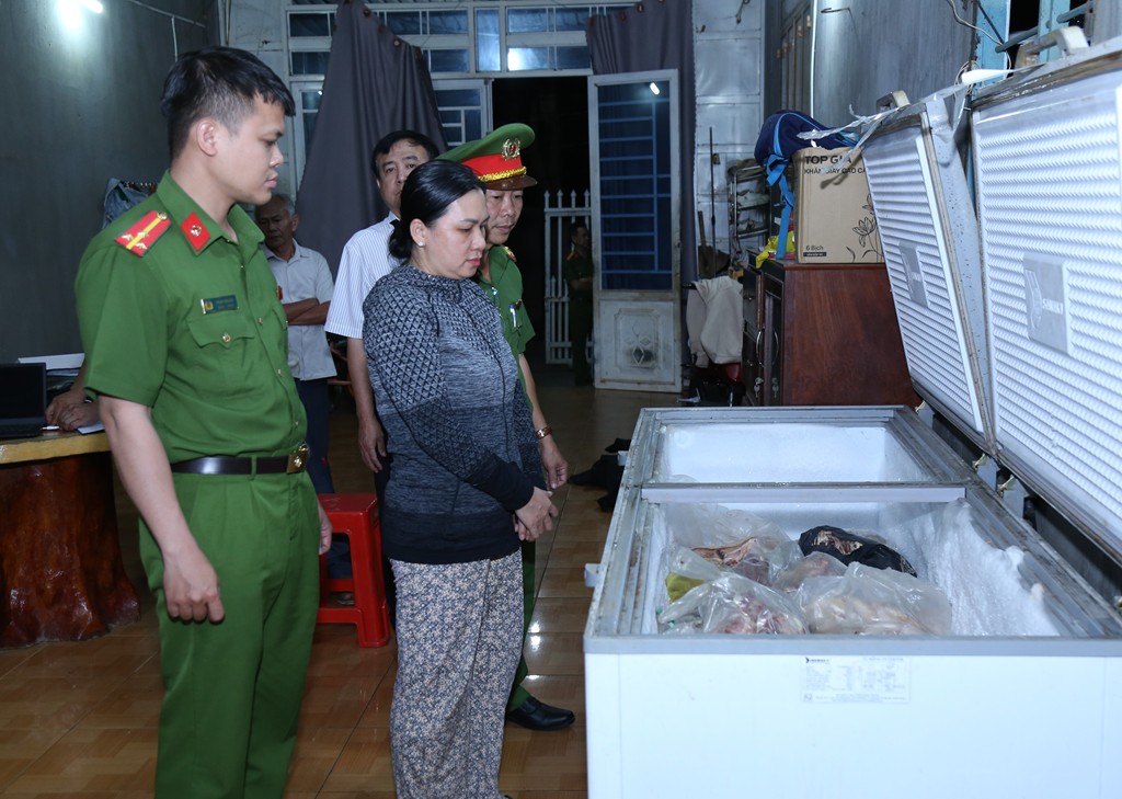 Ai đã bán và mua heo chết của Lê Thị Bích Phượng, liên hệ ngay cơ quan công an- Ảnh 3.