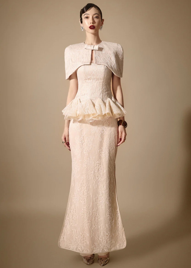 Vẻ đẹp kiêu kỳ cùng trang phục ren thêu hoa - Ảnh 7.