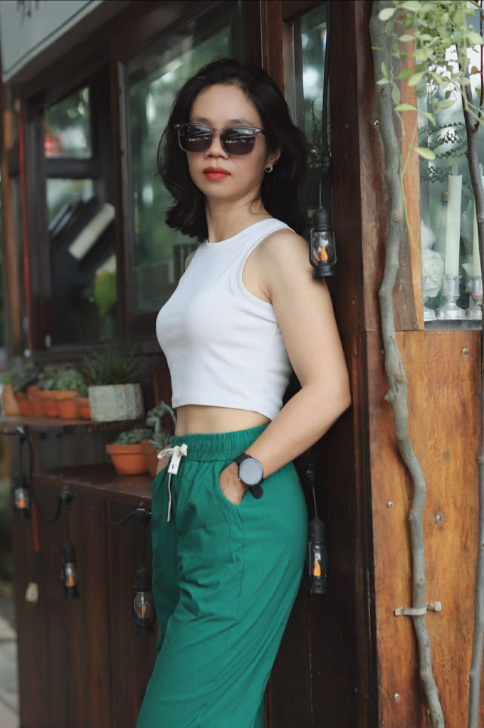 Vòng eo chị Nhung được đánh bay 10 cm mỡ thừa, từ 72 cm xuống còn 62 cm. Ảnh: Nhân vật cung cấp