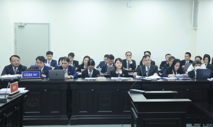 Các luật sư tại tòa. Ảnh: Danh Lam