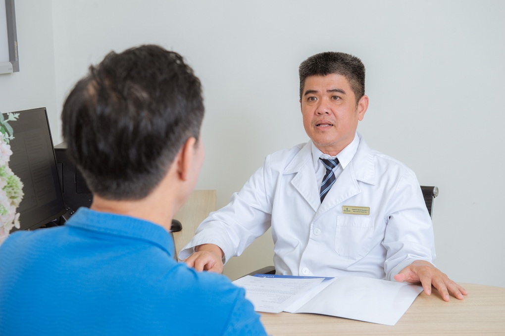 Vinmec Phú Quốc “giải cứu” bệnh nhân người Pháp khỏi 7 năm khổ sở vì rò hậu môn - 2