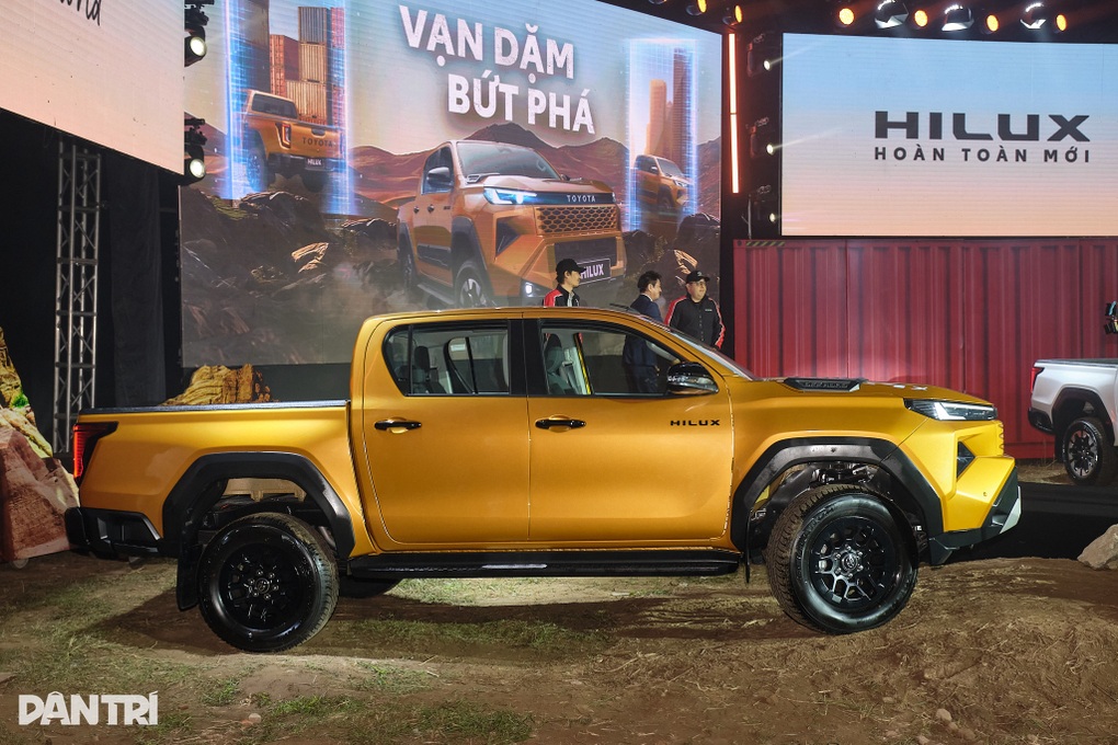 Hilux 2026 chốt giá từ 632 triệu, thêm lợi thế cạnh tranh Ranger và Triton - 2