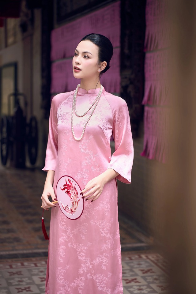 Phối vòng tay, vòng cổ để hoàn thiện phong cách ngày xuân - Ảnh 5.