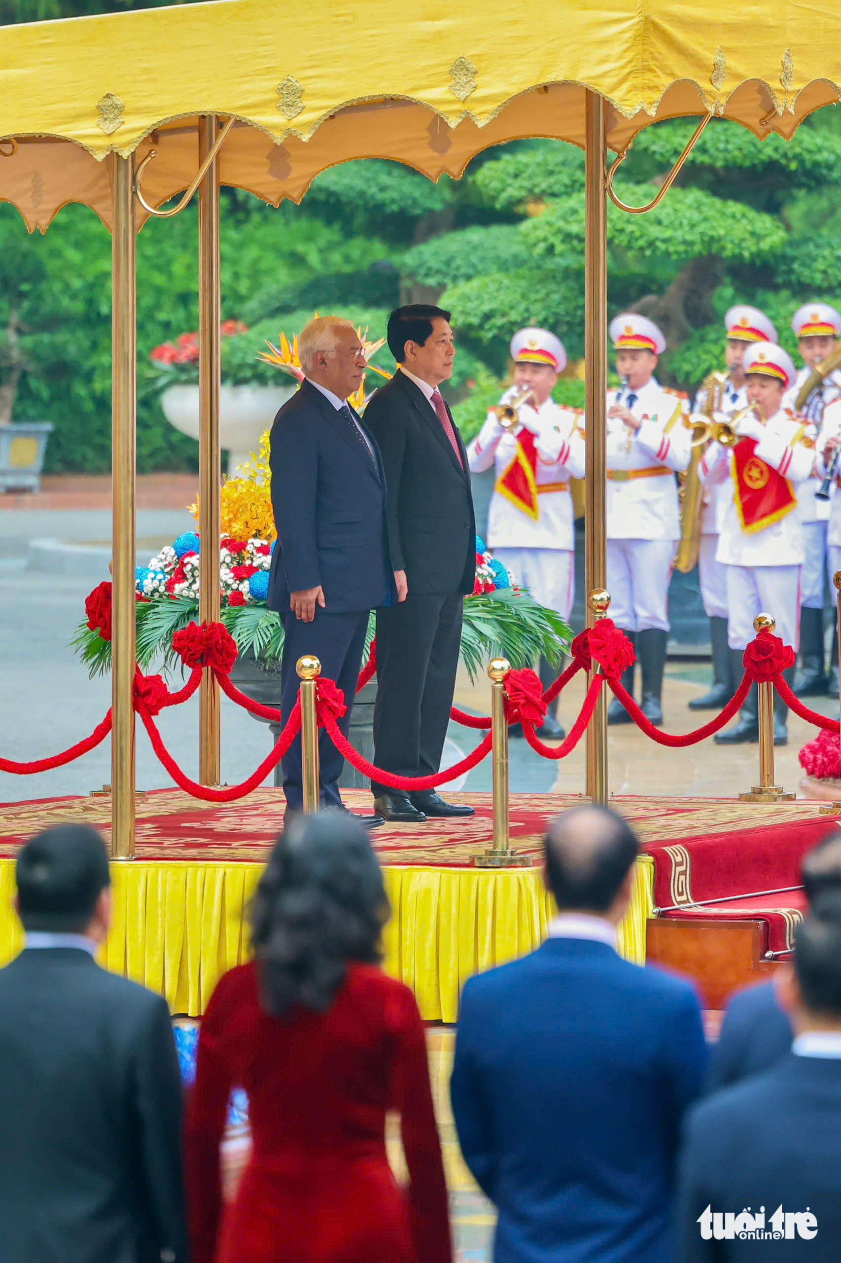 Chủ tịch nước Lương Cường chủ trì lễ đón chính thức Chủ tịch Hội đồng châu Âu 3 Chủ tịch Hội đồng châu Âu - Ảnh 4.