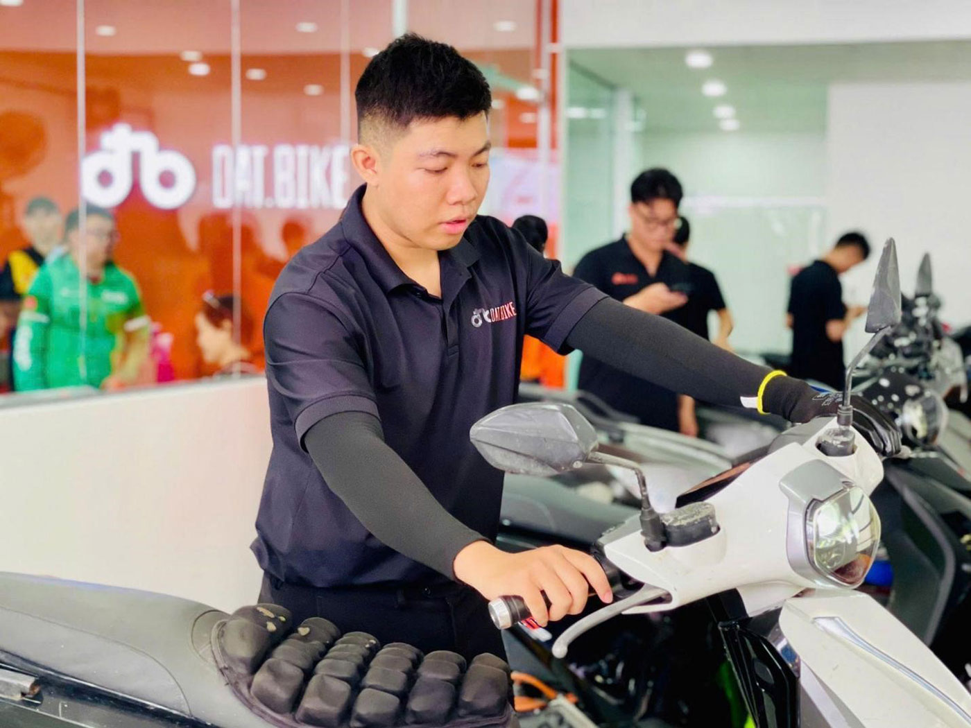 Hậu mãi xe điện qua góc nhìn trải nghiệm thực tế của người dùng- Ảnh 4.