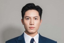 Ca sĩ Anh Tú thông báo "khẩn"