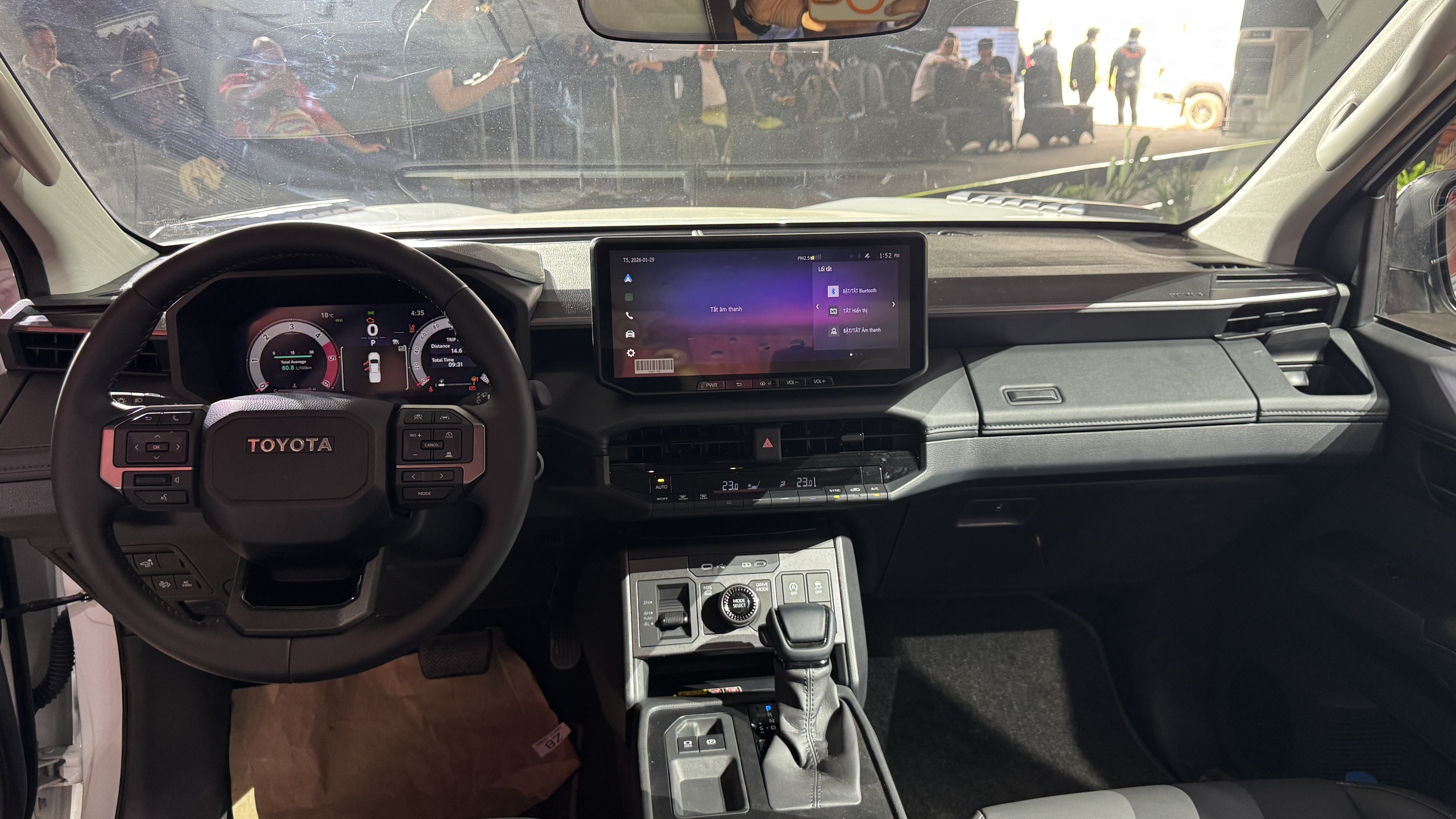 Toyota Hilux 2026 lột xác thiết kế, chốt giá từ 632 triệu đồng- Ảnh 4.