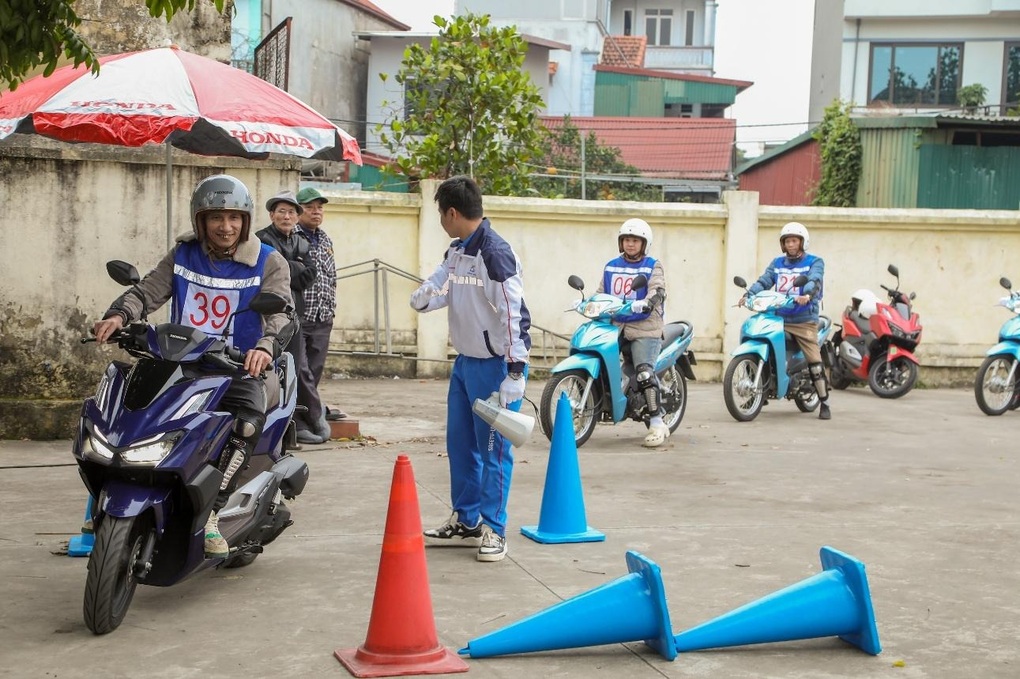 Honda Việt Nam triển khai mô hình thí điểm nâng cao an toàn giao thông - 6