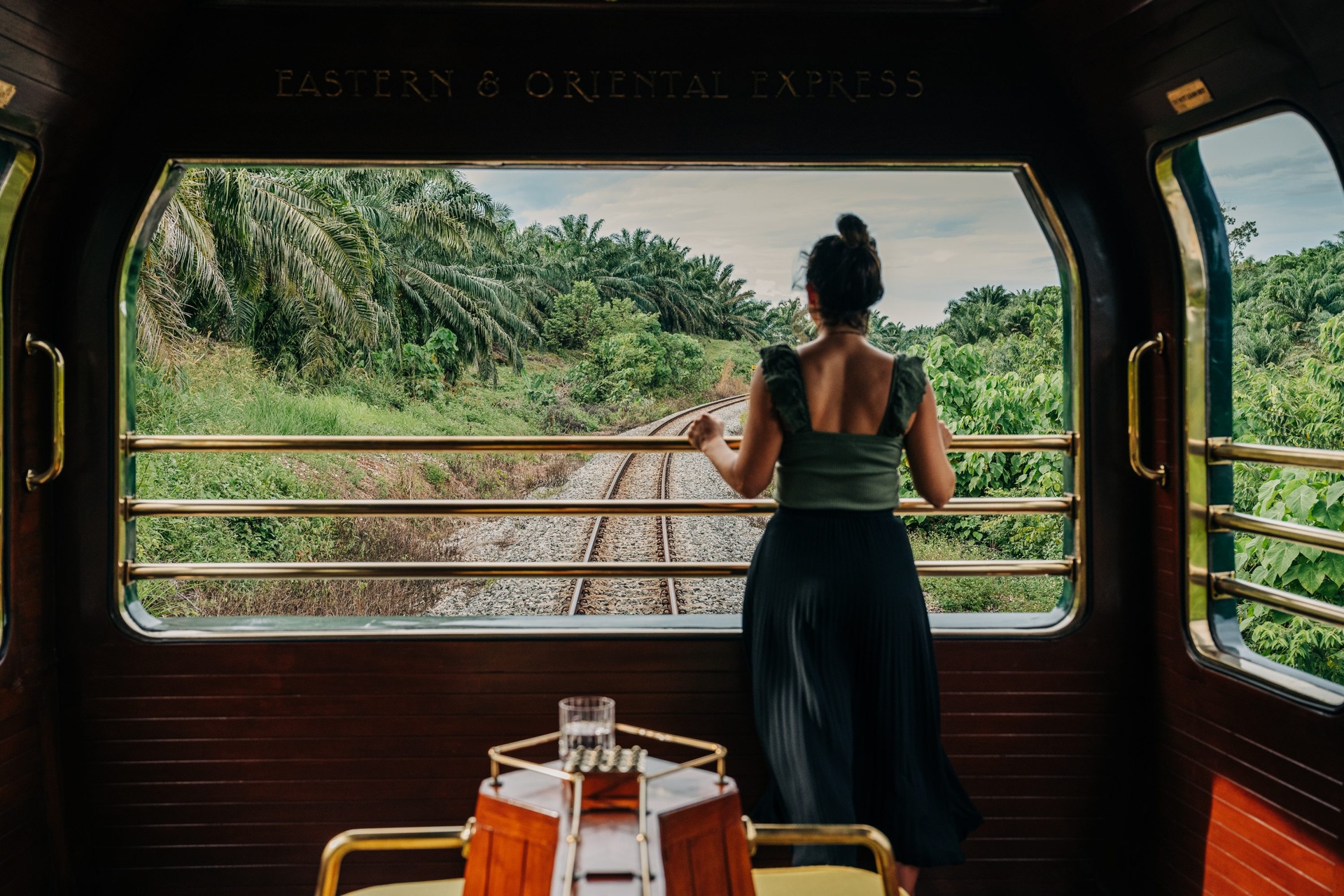 Trên chuyến tàu xa xỉ bậc nhất Đông Nam Á, giá vé hàng trăm triệu - 15