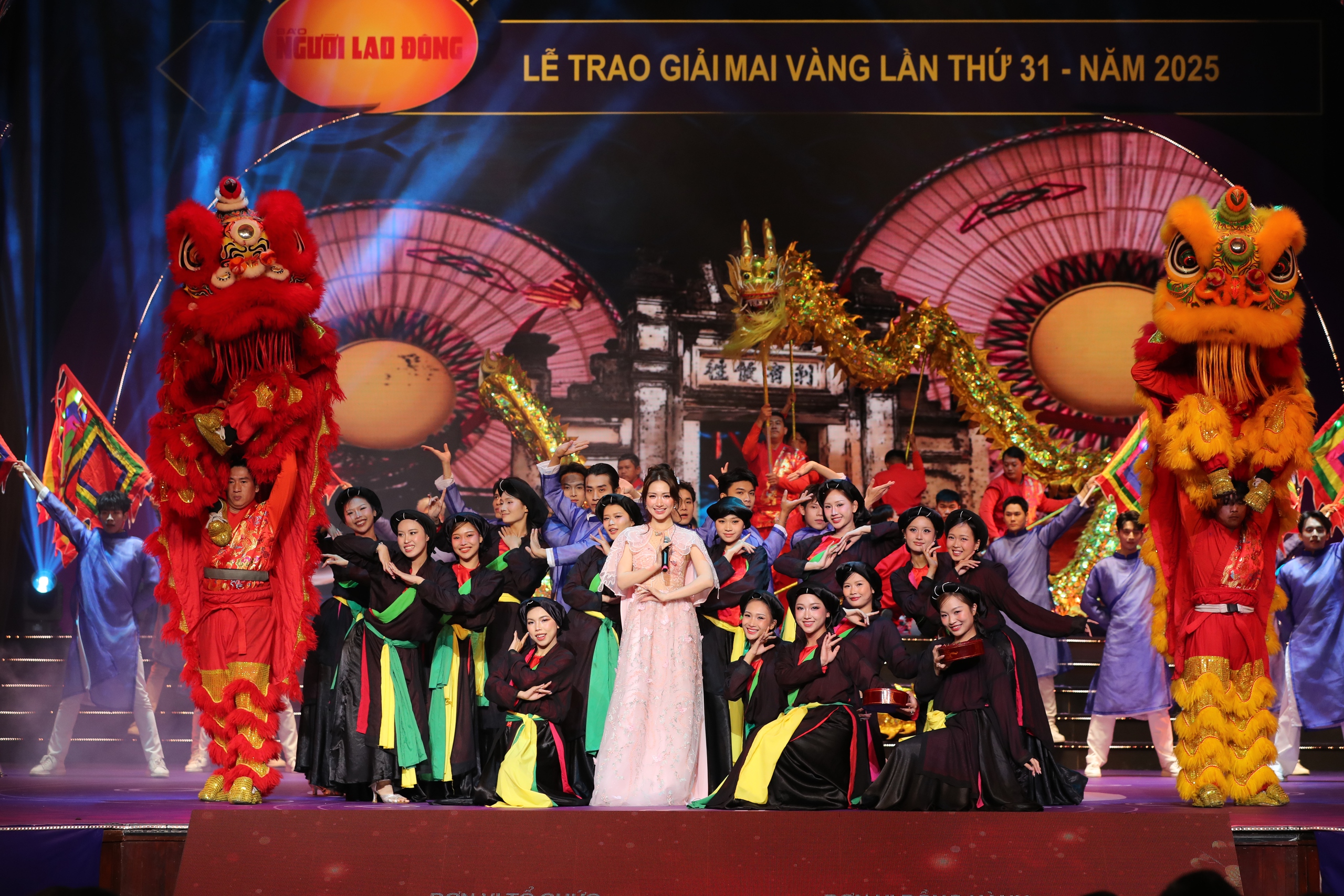 NSND Lệ Thủy, NSƯT Kim Tử Long cùng dàn nghệ sĩ gạo cội hội ngộ - Ảnh 13.