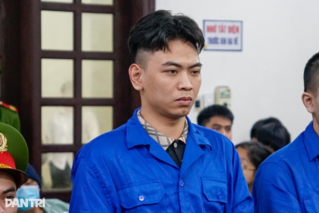 Tổng tài liên tục nôn ói, không thừa nhận chỉ đạo đánh người - 2