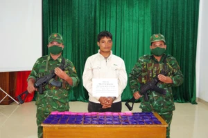 Chặn vụ vận chuyển hơn 12.000 viên ma túy vào Việt Nam