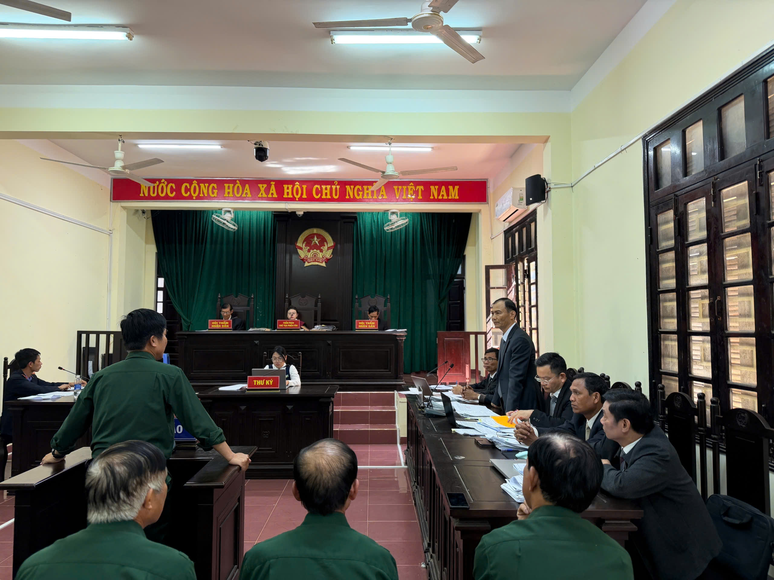 Tuyên án 6 cựu chiến binh kêu oan về tội hủy họai rừng năm 2026 - Ảnh 2.