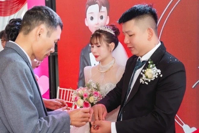 Chồng mất vì tai nạn, người phụ nữ tái hôn sau 6 năm ở vậy nuôi con: Bất ngờ hành động của bố mẹ chồng cũ- Ảnh 2.