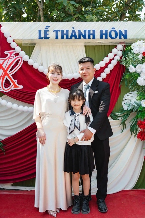 Chồng mất vì tai nạn, người phụ nữ tái hôn sau 6 năm ở vậy nuôi con: Bất ngờ hành động của bố mẹ chồng cũ- Ảnh 3.