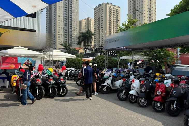 'Xe máy điện bùng nổ 2026, nhưng không phải ai cũng là người chiến thắng' - Ảnh 6.