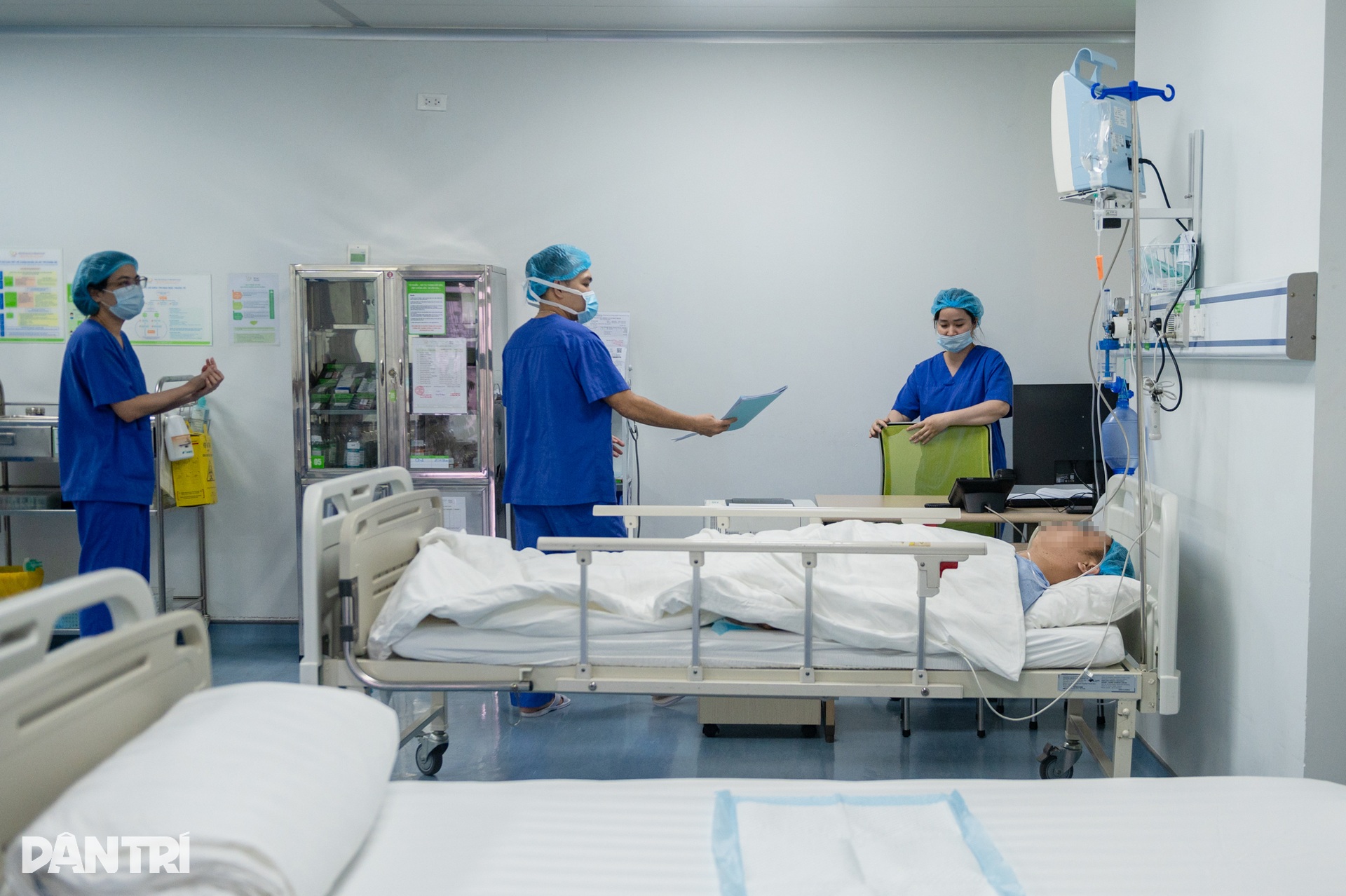 Một giờ săn lùng những tinh binh cuối cùng của người đàn ông 10 năm vô sinh - 15