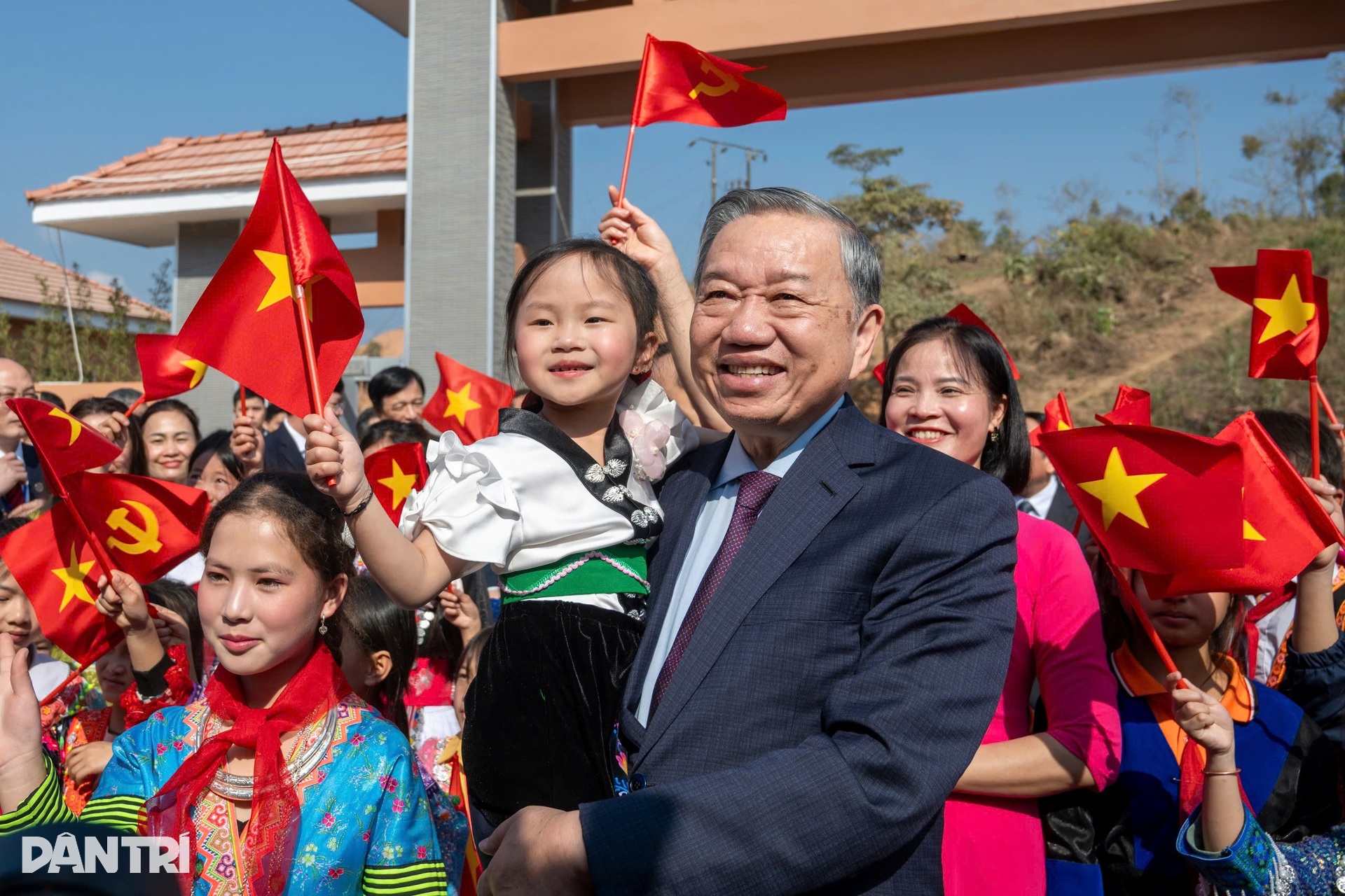 Tổng Bí thư Tô Lâm khánh thành trường nội trú hiện đại nhất vùng biên giới - 7