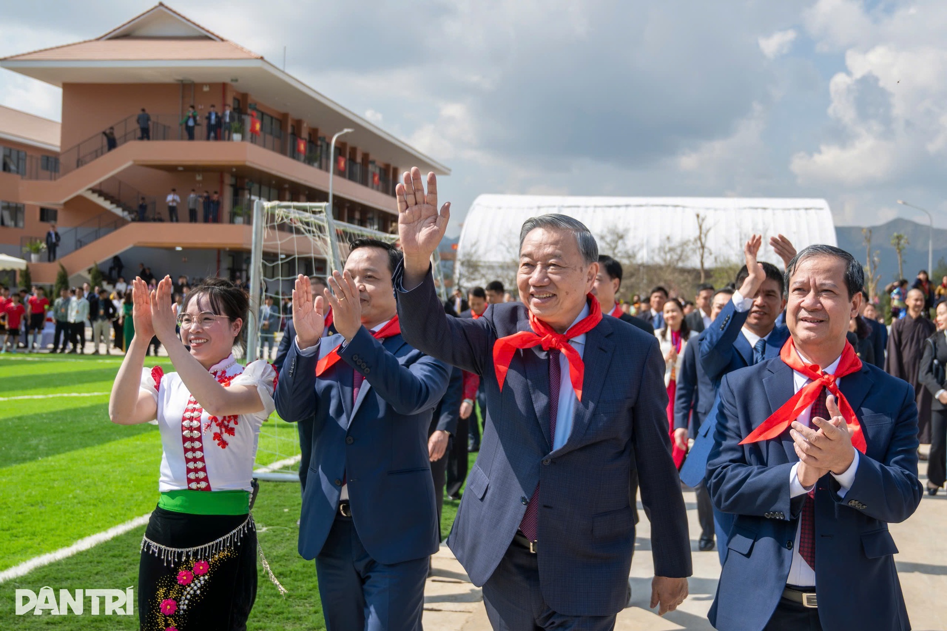 Tổng Bí thư Tô Lâm khánh thành trường nội trú hiện đại nhất vùng biên giới - 10