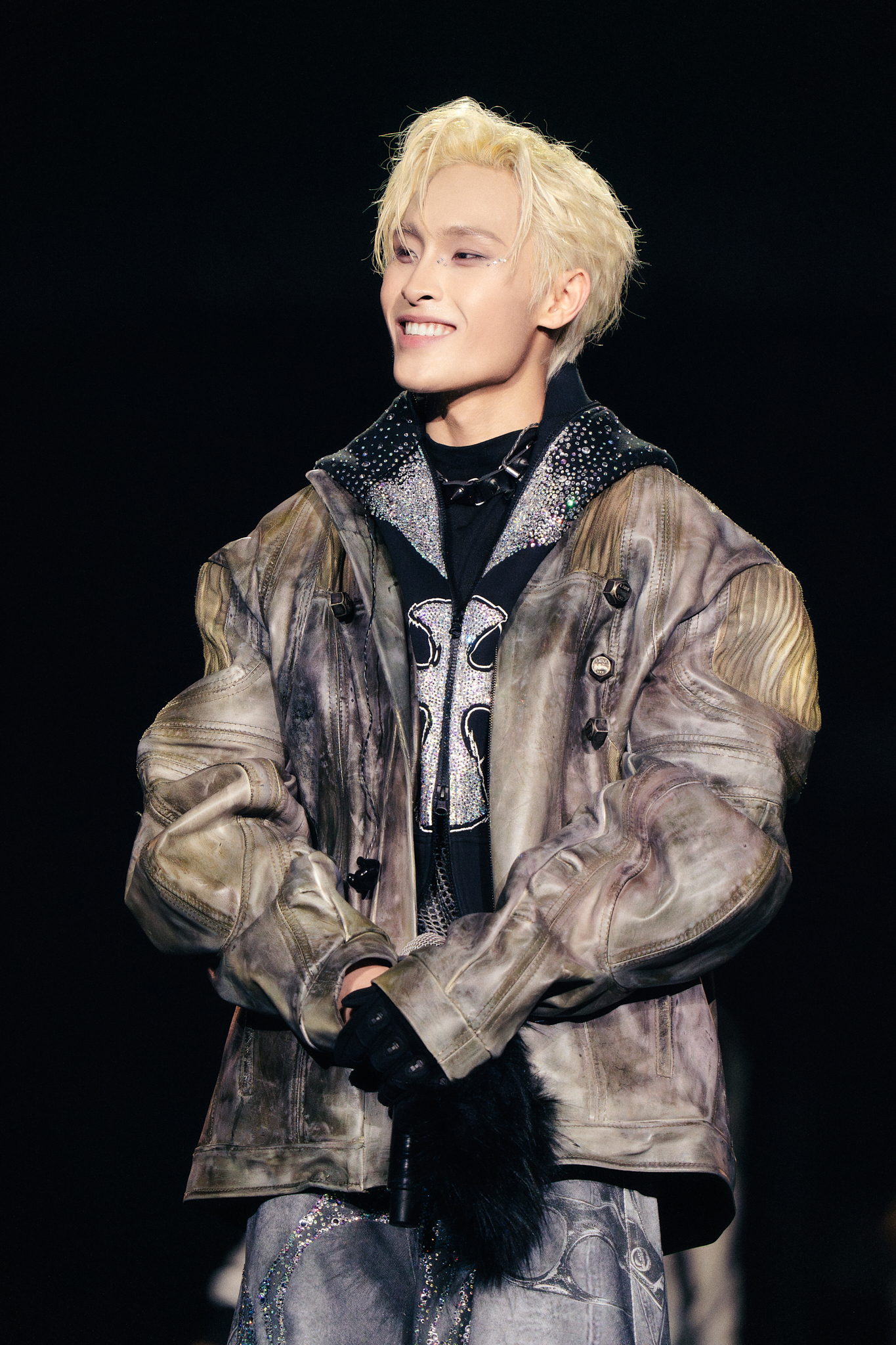 2 bản nhạc Việt đang khiến giới trẻ cảm thấy vô cùng khó xử- Ảnh 5.