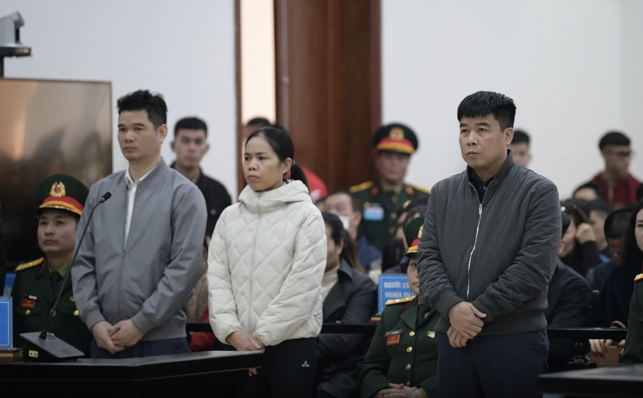 2 Cựu thiếu tướng bị tuyên án tù vì vi phạm quản lý đất đai quốc phòng - Ảnh 2.