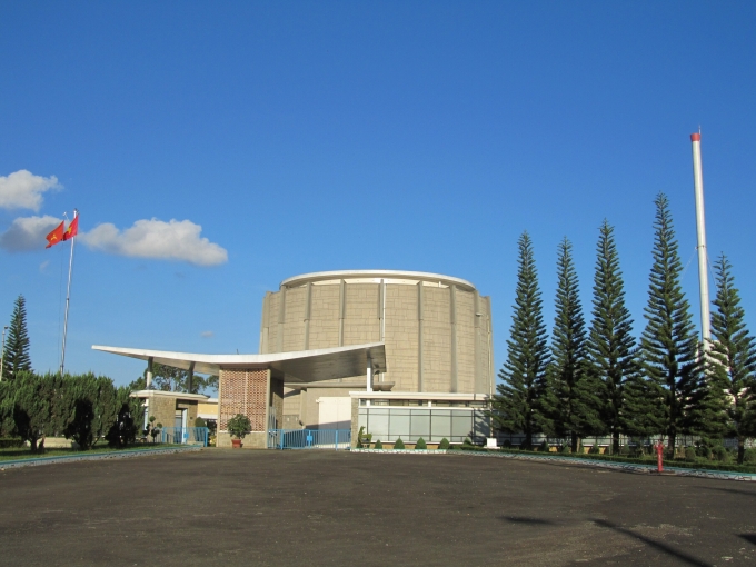 Lò phản ứng hạt nhân Đà Lạt.