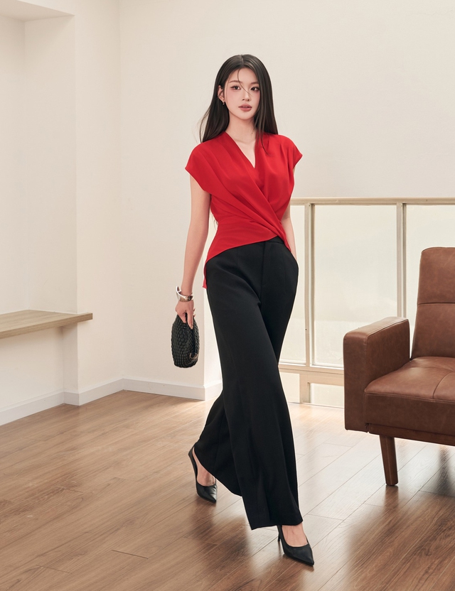 5 gợi ý trang phục công sở hiện đại cho những ngày cuối năm  - Ảnh 1.