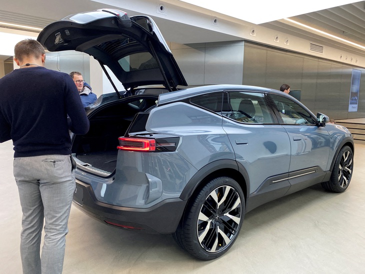 96% ô tô mới bán ra năm 2025 là xe điện, Na Uy tiếp tục giữ kỷ lục - Ảnh 3.