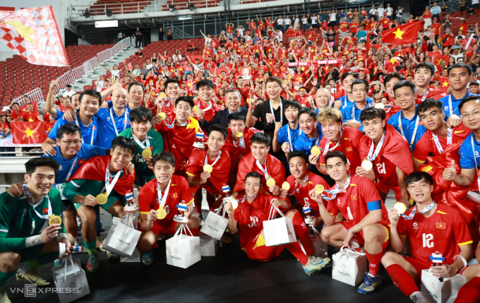 Việt Nam giành HCV bóng đá nam SEA Games 33 sau khi thắng Thái Lan 3-2 ở chung kết trên sân Rajamangala ở Bangkok, Thái Lan vào tối 18/12/2025. Ảnh: Đức Đồng